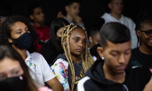 Volta Redonda lança plataforma Co.liga Digital na abertura do Mês da Juventude